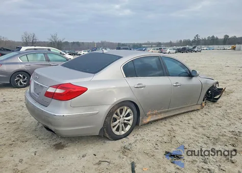 2013 Hyundai Genesis 3.8L z USA, uszkodzony, nr VIN KMHGC4DDXDU227362